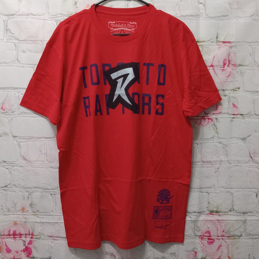 Mitchell & Ness 1st letter stacked graphic Tshirt Toronto Raptors size L